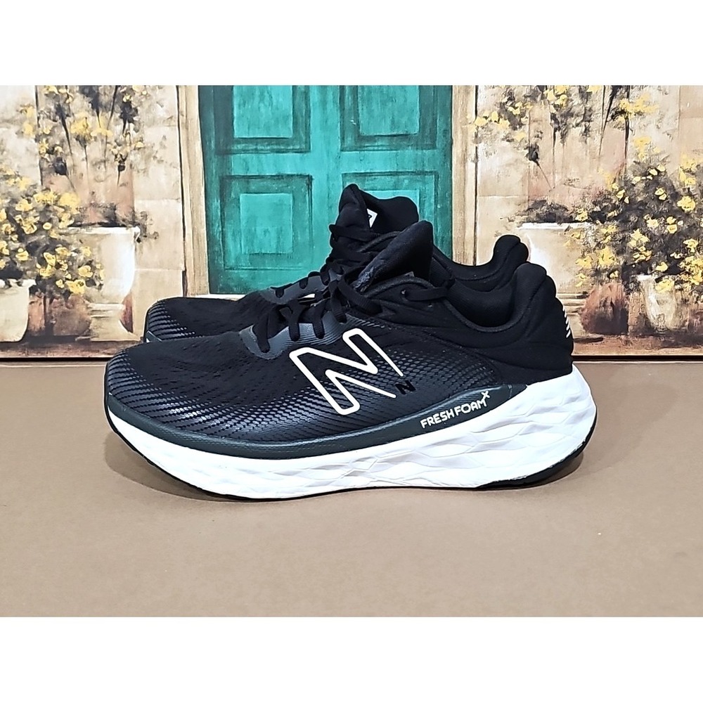 New Balance  W840FLK Women's Size 11 D Fresh Foam X 840v1 Running Shoes  Black